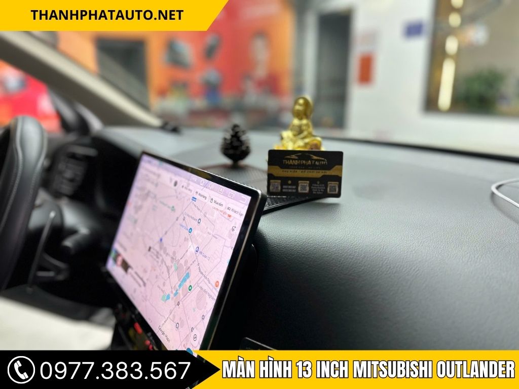 Hình ảnh Màn hình 13 inch cho xe Mitsubishi Outlander