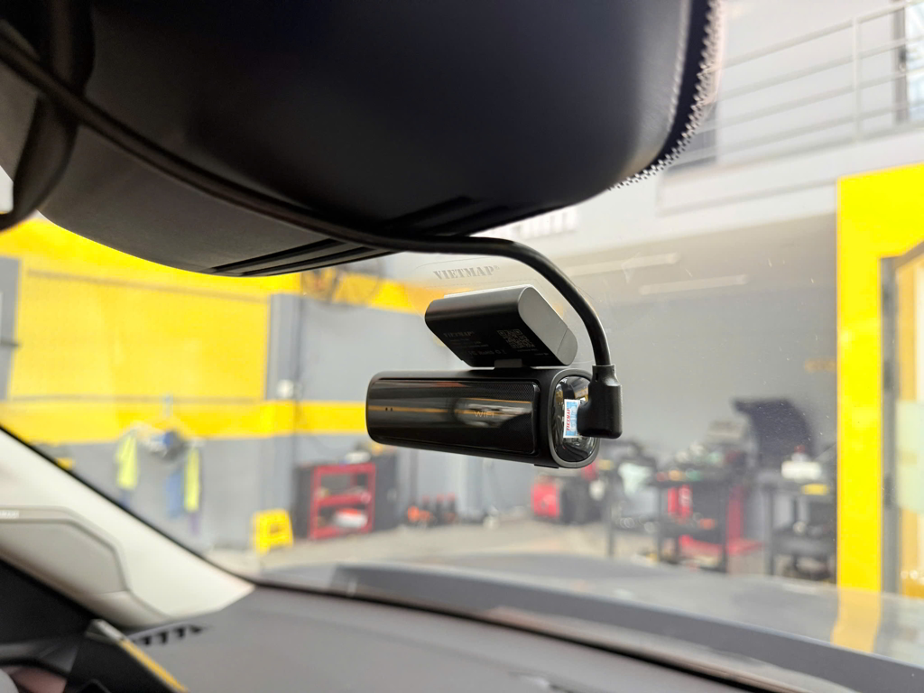 camera hành trình mitsubishi destinator