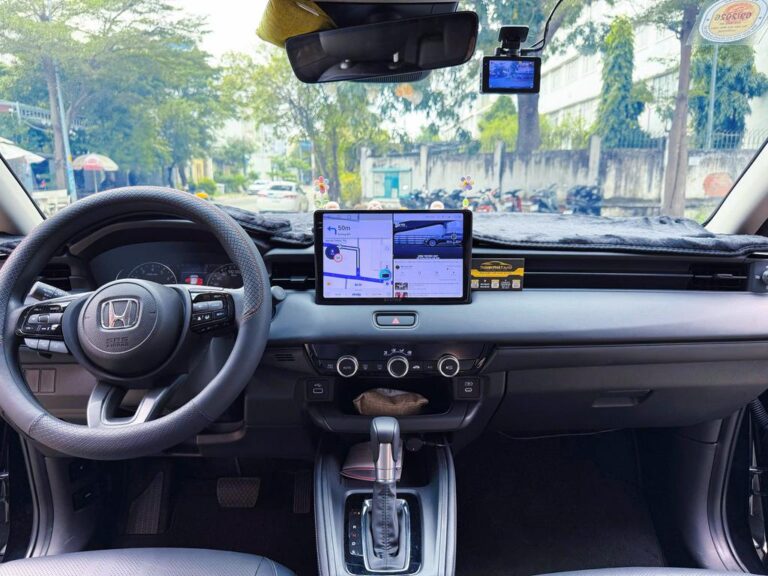 Màn Hình Android Honda HRV 2023 Lắp Đặt Tận Nơi Uy Tín