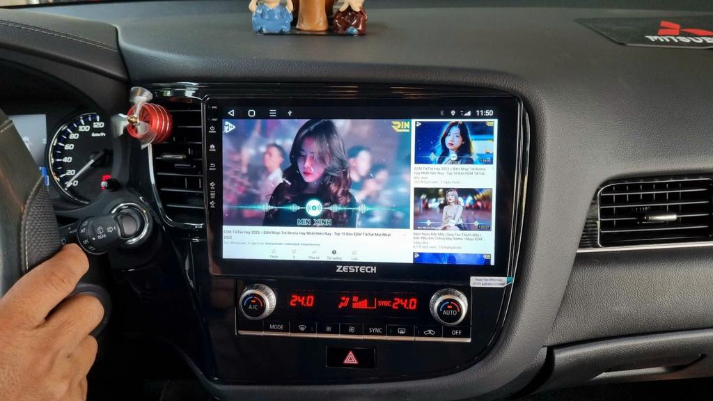 Màn Hình Mitsubishi Outlander 2022 Cao Cấp Chính Hãng Lắp Đặt Tận Nơi chính hãng 1