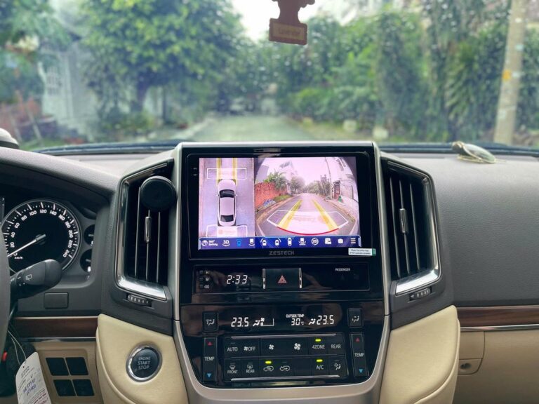 Màn Hình Toyota Land Cruiser 2020 Lắp Đặt Tận Nơi Uy Tín