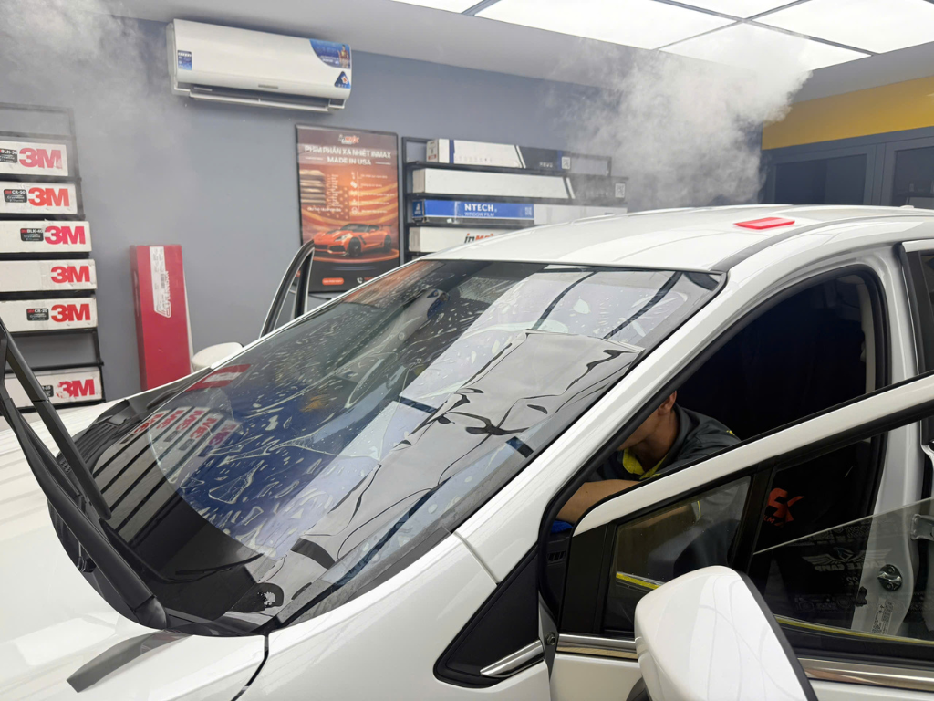 Dán Phim Cách Nhiệt Mitsubishi Xpander 2026 – Giải Pháp Chống Nóng Hiệu Quả