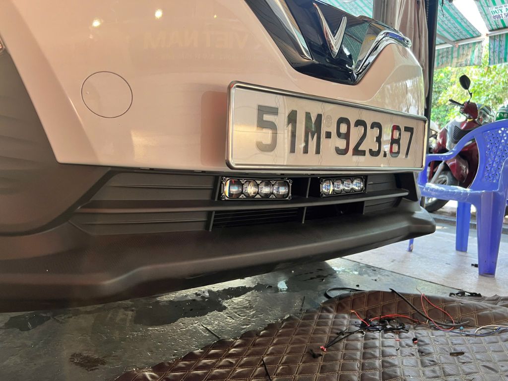 Đèn trợ sáng Aozoom EX4 