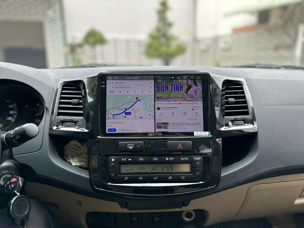 Màn Hình Android Toyota Fortuner 2013 Lắp Đặt Tận Nơi Uy Tín chính hãng 4