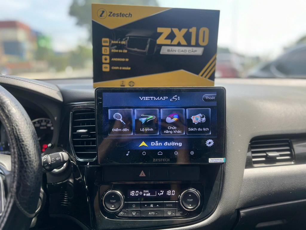 Màn Hình Mitsubishi Outlander 2017 Lắp Đặt Tận Nơi Uy Tín TPHCM chính hãng 3