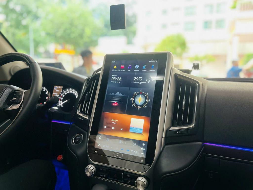 Màn Hình Toyota Land Cruiser 2018 Lắp Đặt Tận Nơi Chuyên Nghiệp chính hãng 1