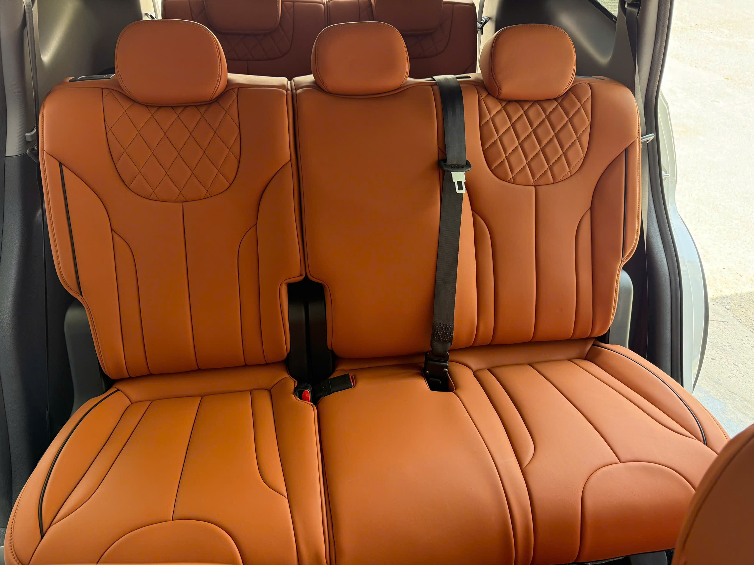 Bọc Ghế Da Cho Limo Green – Giải Pháp Nâng Cấp Nội Thất Đáng Tiền