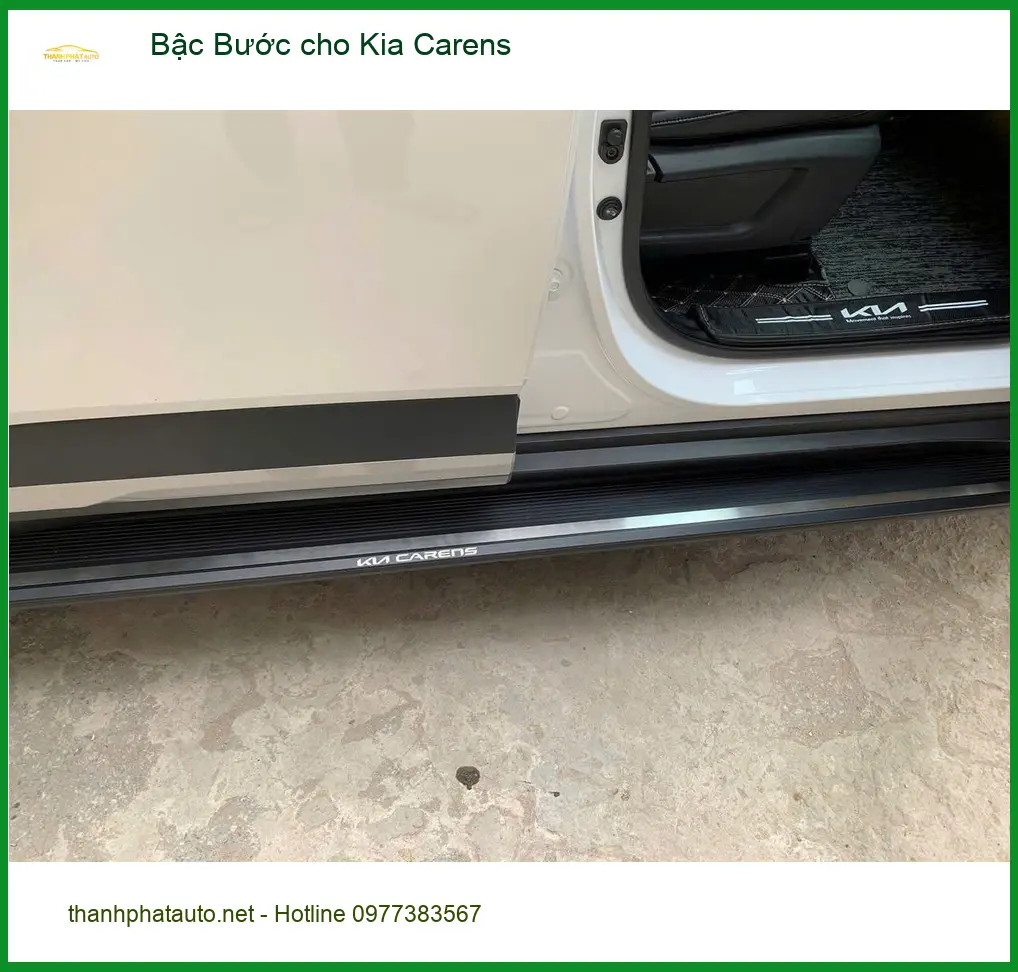 Anh Dũng lắp Bậc Bước Kia Carens tại Quận 12 cho người già, trẻ nhỏ dễ lên xuống.