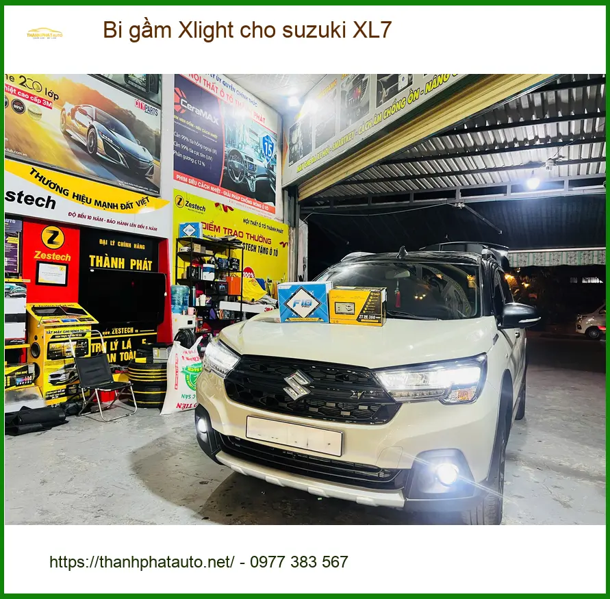 Anh Quang lắp Bi gầm Xlight cho Suzuki XL7 Quận 2 để cải thiện tầm nhìn khi trời tối