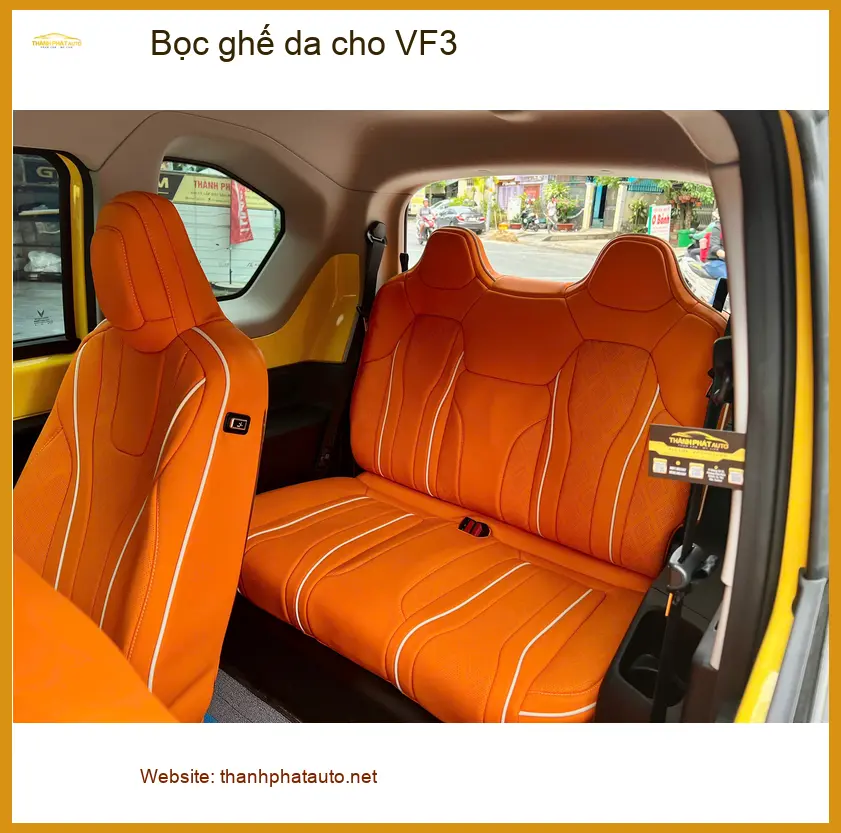 Chị Ngọc Anh bọc ghế da cho VinFast VF3 tại Hóc Môn để dễ vệ sinh, tăng thẩm mỹ