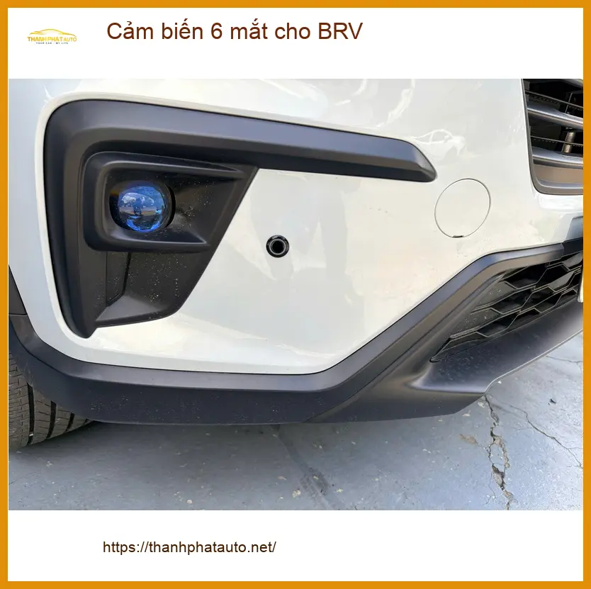 Anh Khải lắp Cảm biến 6 mắt cho Honda BRV tại Quận 2 để đỗ xe an toàn hơn