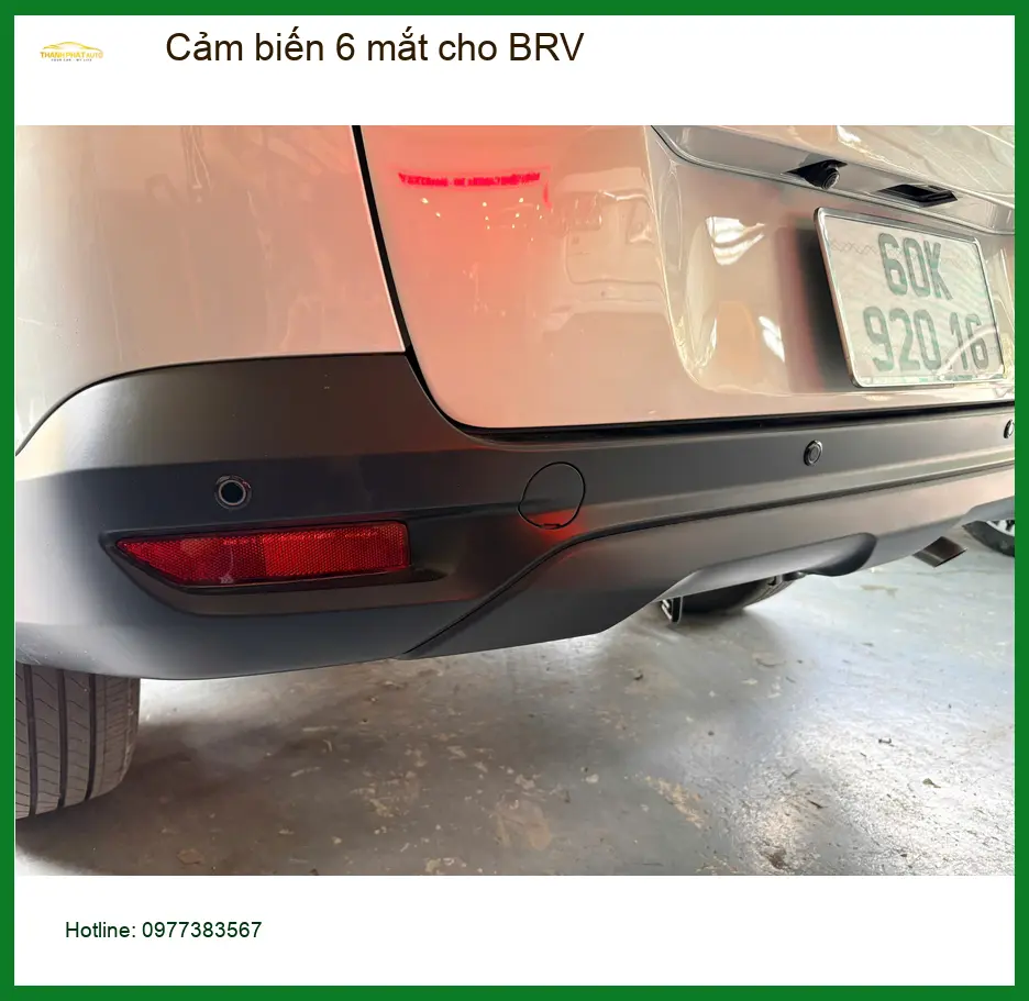 Anh Quang lắp cảm biến 6 mắt cho Honda BRV tại Quận 12 để lùi đỗ xe dễ dàng hơn ảnh thực tế 4