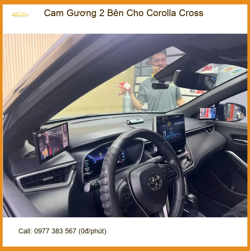 Anh Tuấn Kiệt lắp cam gương 2 bên cho Corolla Cross tại Quận 3 để quan sát dễ hơn