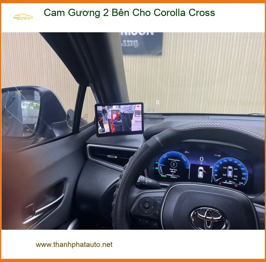 Anh Đạt lắp Cam Gương 2 Bên Cho Corolla Cross tại Thủ Đức để loại bỏ điểm mù