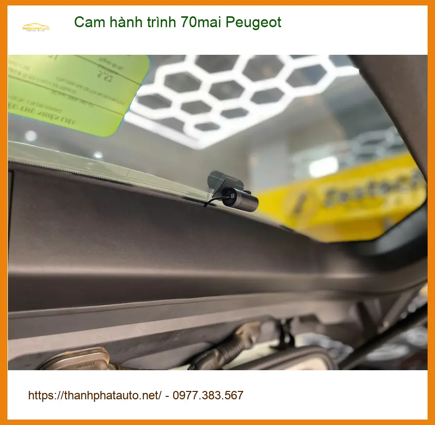 Chú Minh lắp cam hành trình 70mai cho Peugeot 3008 sau sự cố va chạm ảnh thực tế 3