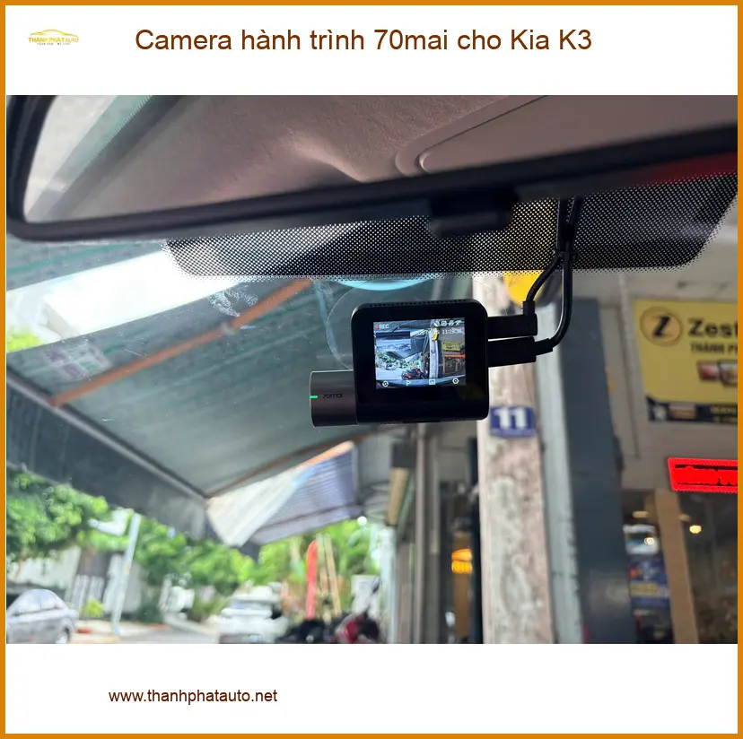 Anh Minh lắp Camera hành trình 70mai cho Kia K3 Quận 8 để ghi hình rõ nét