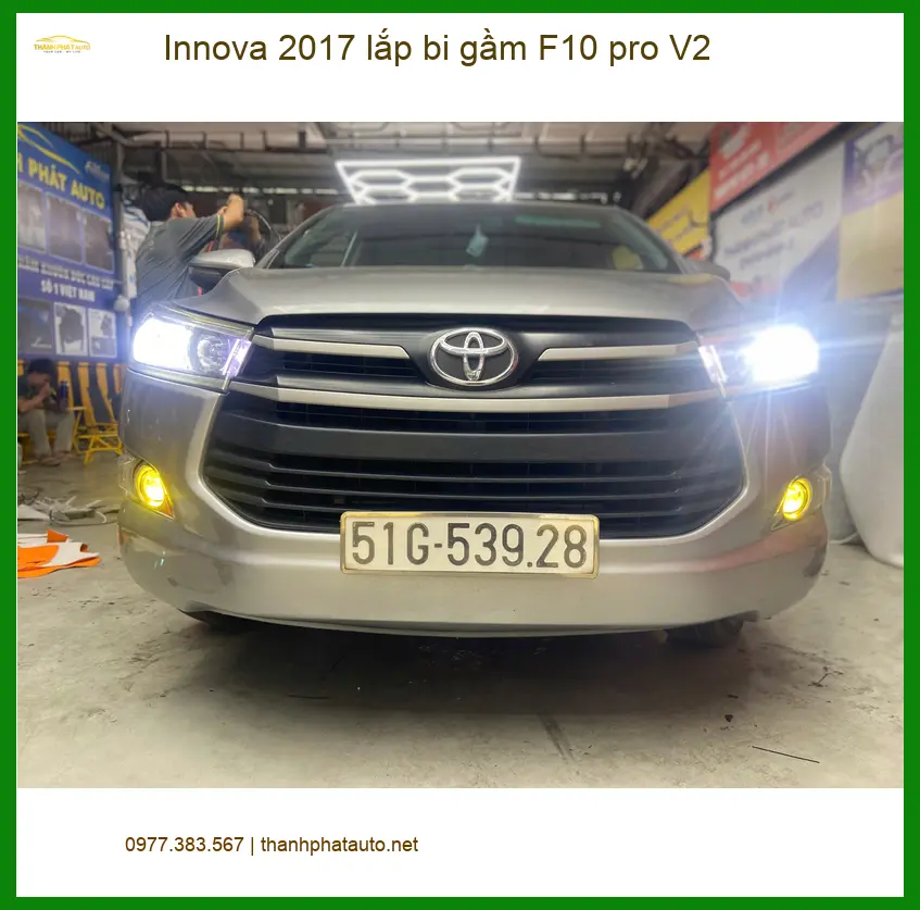 Anh Long lắp bi gầm F10 pro V2 Innova 2017 Quận 11 cải thiện ánh sáng tối. ảnh thực tế 3
