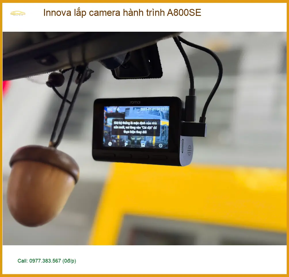 Anh Quý lắp camera hành trình A800SE cho Innova tại Quận 6