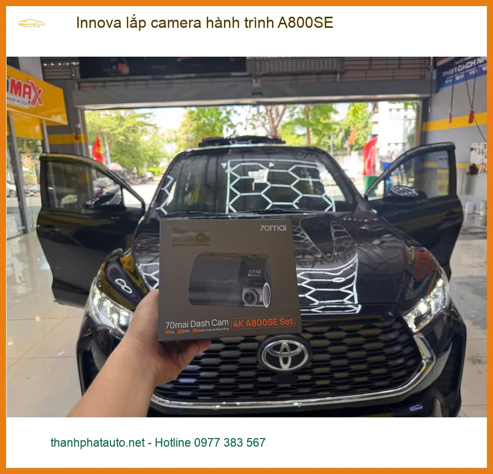 Anh Quý lắp camera hành trình A800SE cho Innova tại Quận 6 ảnh thực tế 2