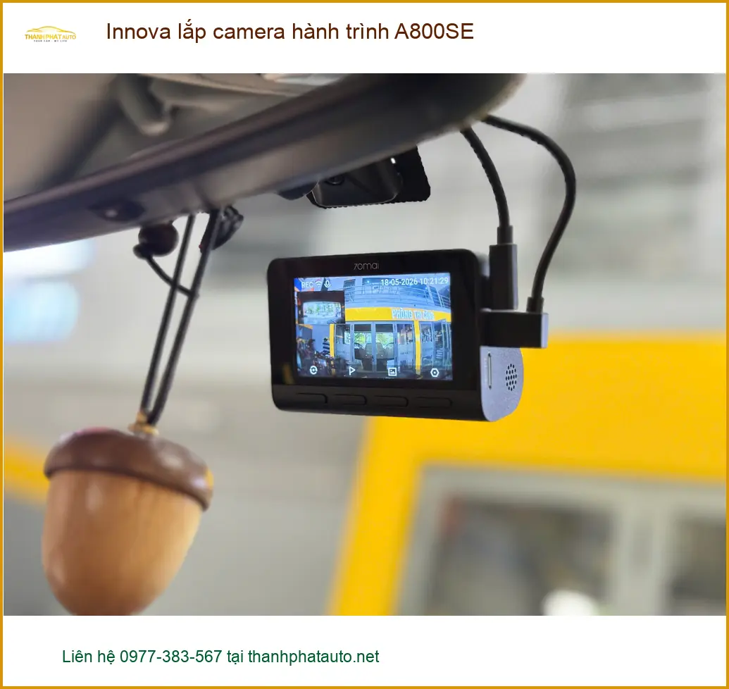 Anh Khải lắp camera hành trình A800SE Innova Quận 1 an toàn trên mọi nẻo đường ảnh thực tế 3