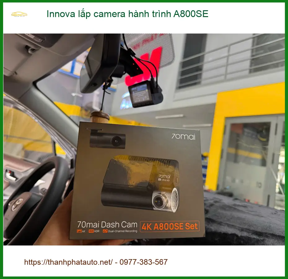 Anh Quý lắp camera hành trình A800SE cho Innova tại Quận 6 ảnh thực tế 3