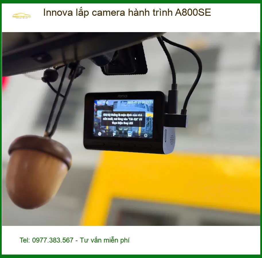 Anh Đạt lắp camera hành trình A800SE cho Innova tại Quận 9 để yên tâm hơn khi lái xe đêm
