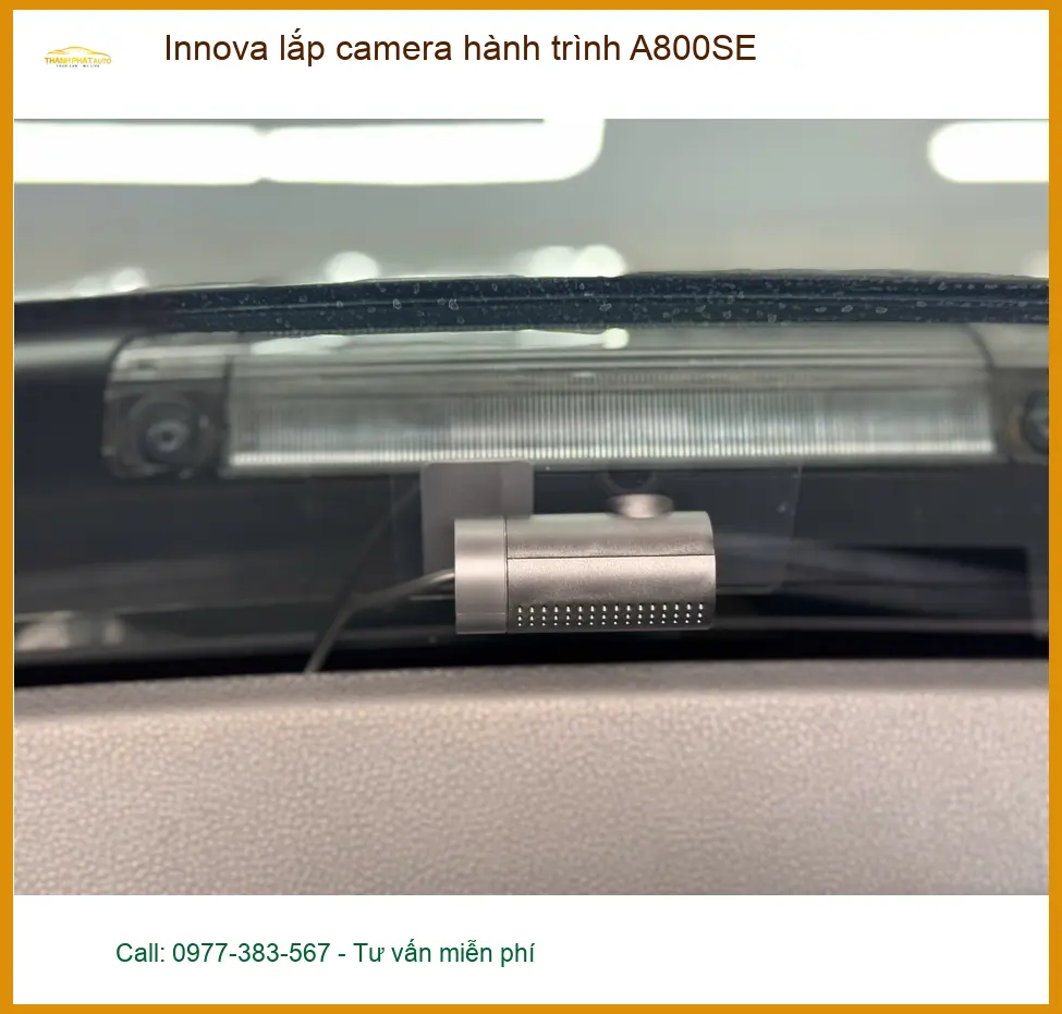 Chú Vĩnh lắp camera hành trình A800SE cho Innova ở Thủ Đức để an tâm lái xe
