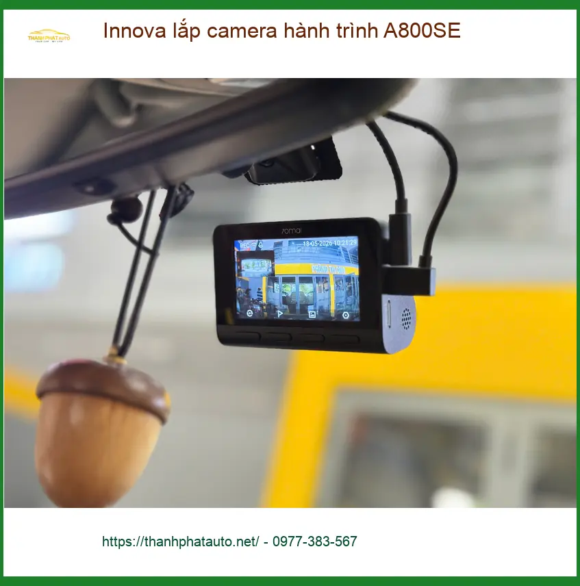 Chú Vĩnh lắp camera hành trình A800SE cho Innova ở Thủ Đức để an tâm lái xe ảnh thực tế 4