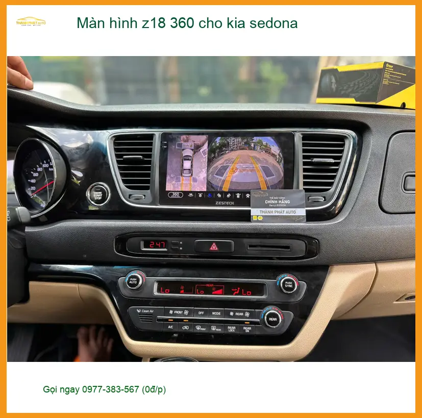 Anh Lộc lắp Màn hình Z18 360 cho Kia Sedona ở Quận 9 để đỗ xe thuận tiện hơn