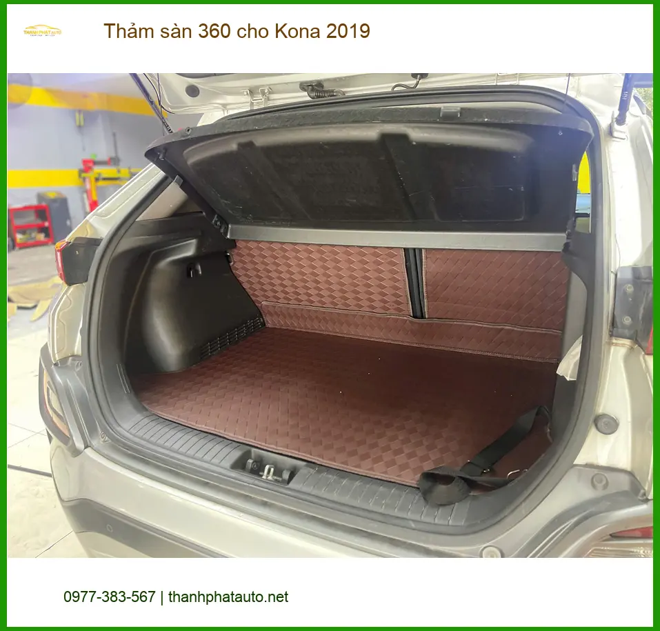 Chị Mai lắp thảm sàn 360 cho Kona 2019 tại Quận 2 để nội thất luôn sạch đẹp