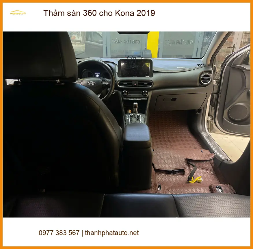 Chị Mai lắp thảm sàn 360 cho Kona 2019 tại Quận 2 để nội thất luôn sạch đẹp ảnh thực tế 2