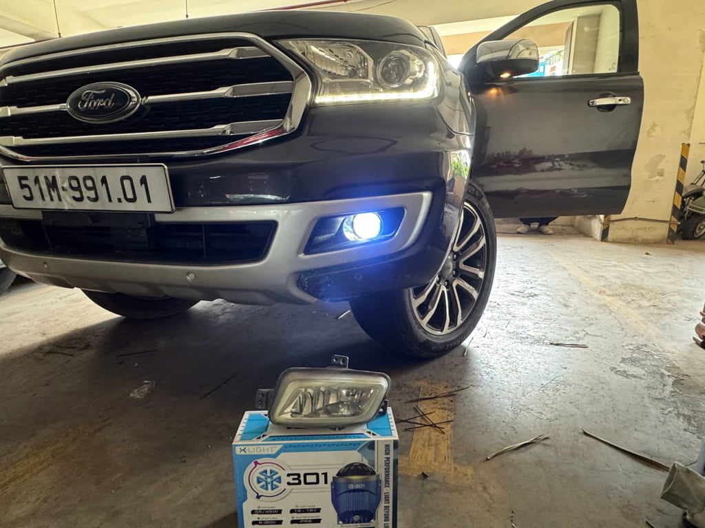 Thành Phát Auto lắp đặt bi gầm tại nhà cho khách