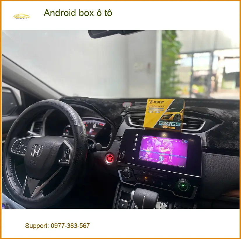 Chị Thanh lắp Android box ô tô cho Honda CR-V ở Bình Chánh để xem phim khi chờ con ảnh thực tế 3