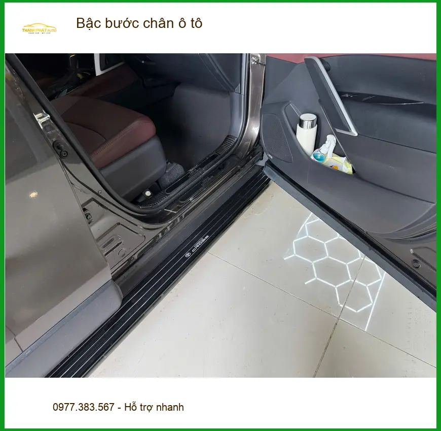 Anh Quang Vinh lắp bậc bước chân ô tô cho Suzuki XL7 tại Quận Bình Thạnh