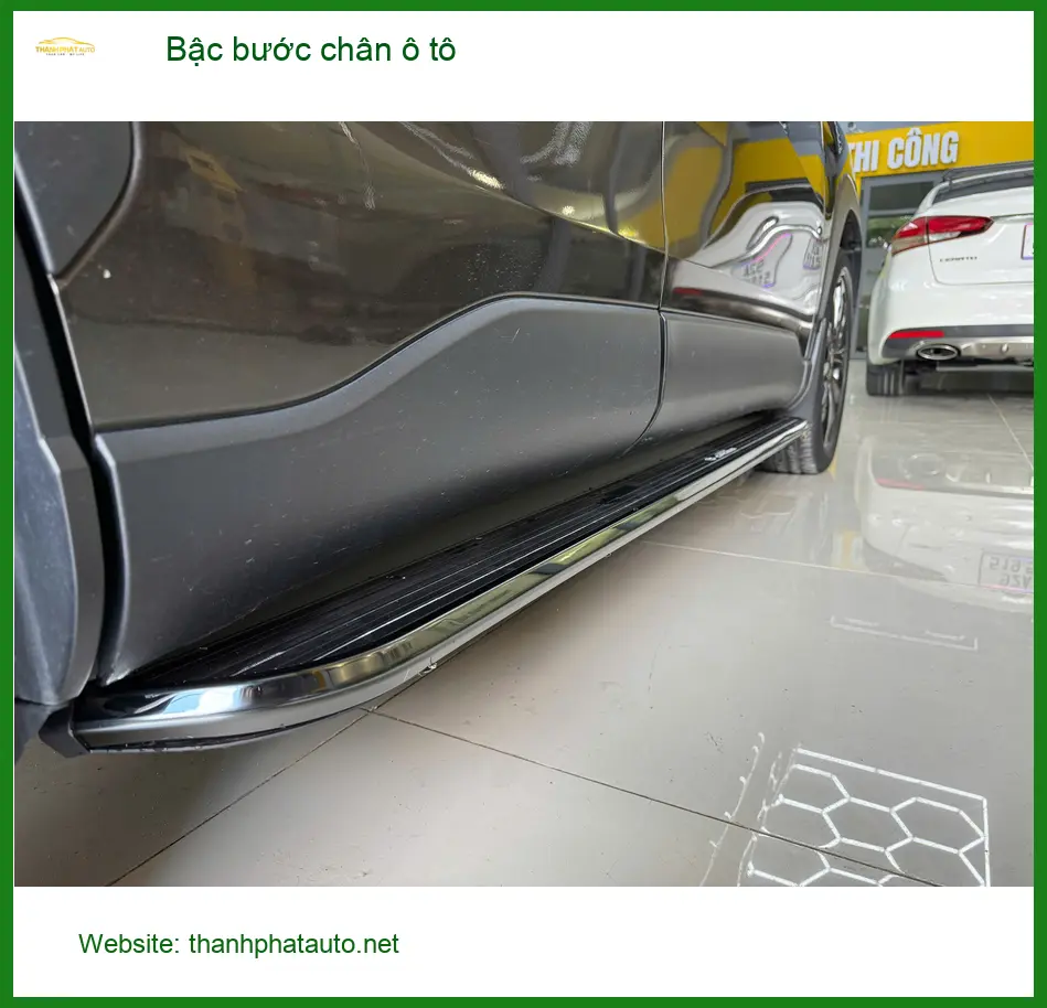 Anh Minh lắp Bậc bước chân ô tô Hyundai Tucson tại Quận 2, tiện gia đình. ảnh thực tế 5