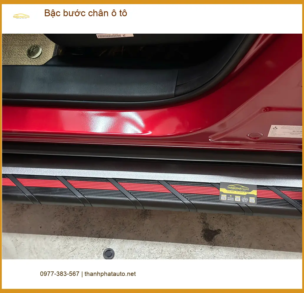 Chị Mai Khanh lắp bậc bước chân ô tô cho Kia Carnival tại Quận 11 ảnh thực tế 3