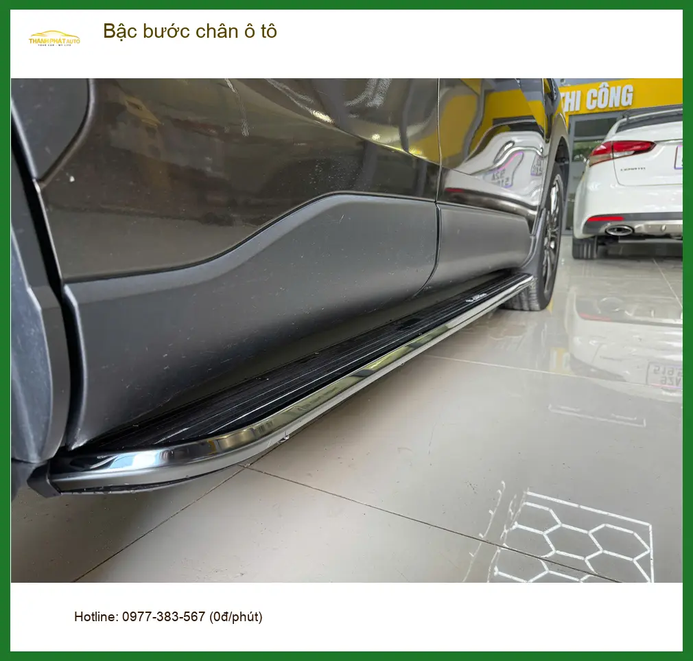 Anh Quang Huy lắp bậc bước chân ô tô cho Hyundai Accent ở Quận 4 để vợ con lên xuống xe dễ dàng hơn ảnh thực tế 2