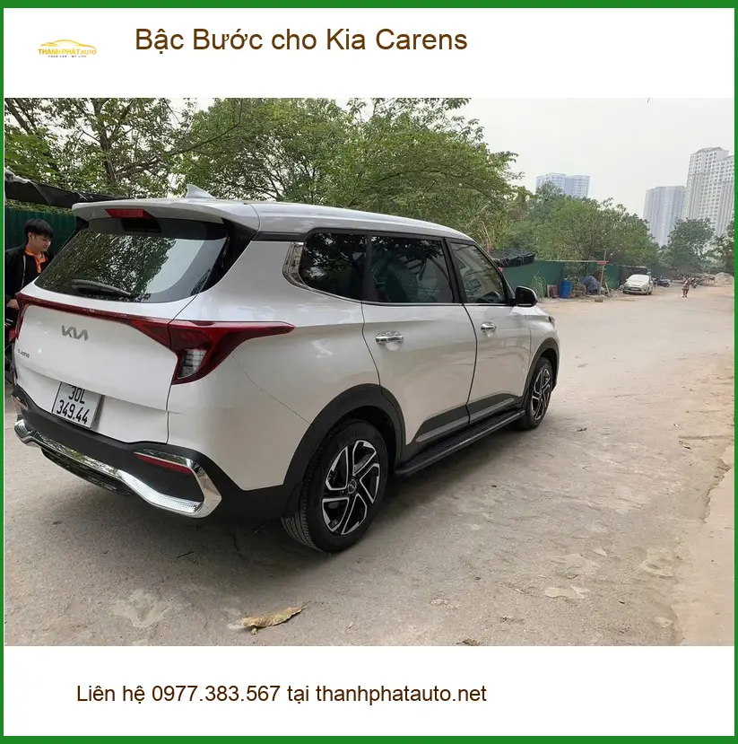 Anh Khải lắp Bậc Bước Kia Carens Quận Bình Thạnh, lên xuống xe dễ dàng ảnh thực tế 2