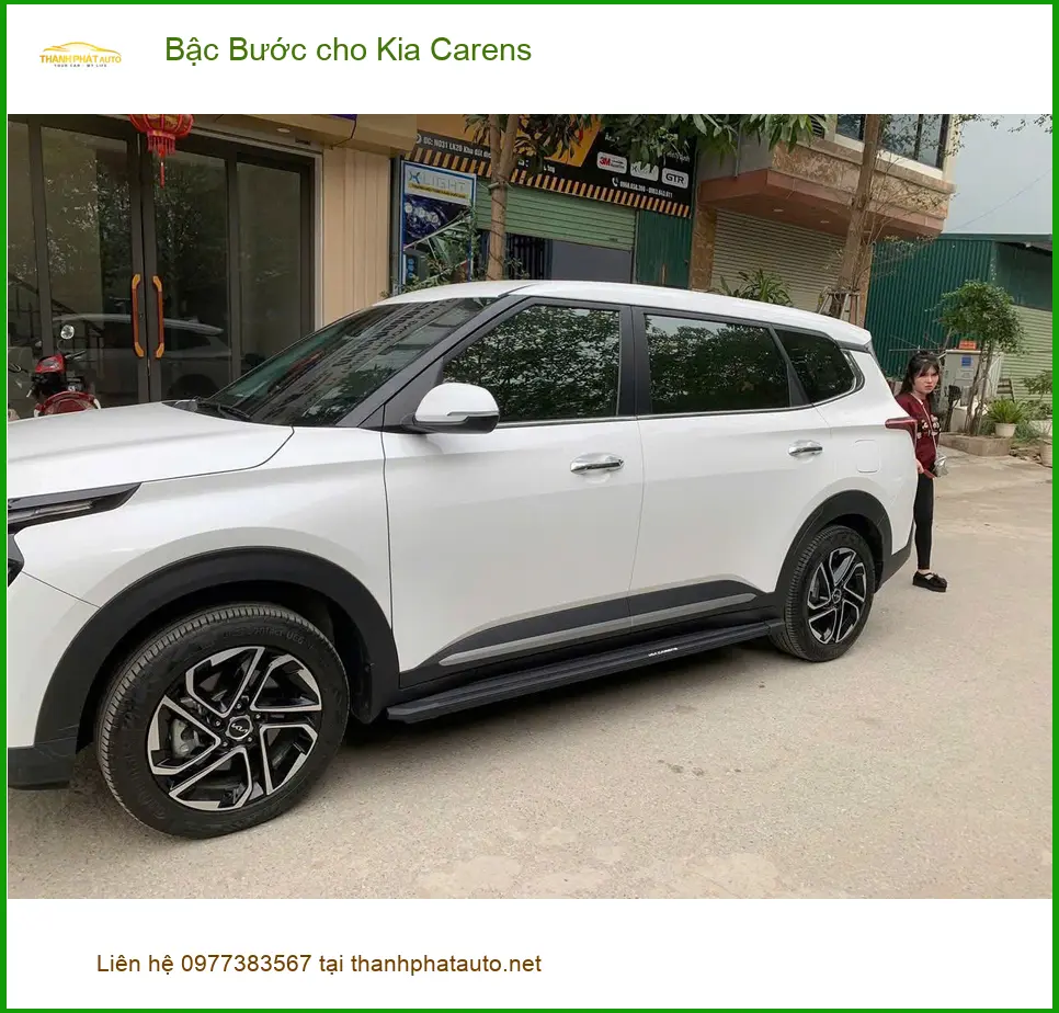 Anh Khải lắp Bậc Bước cho Kia Carens tại Củ Chi để gia đình lên xuống dễ dàng hơn