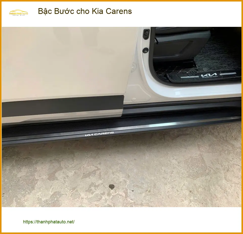 Anh Khải lắp Bậc Bước cho Kia Carens tại Củ Chi để gia đình lên xuống dễ dàng hơn ảnh thực tế 3