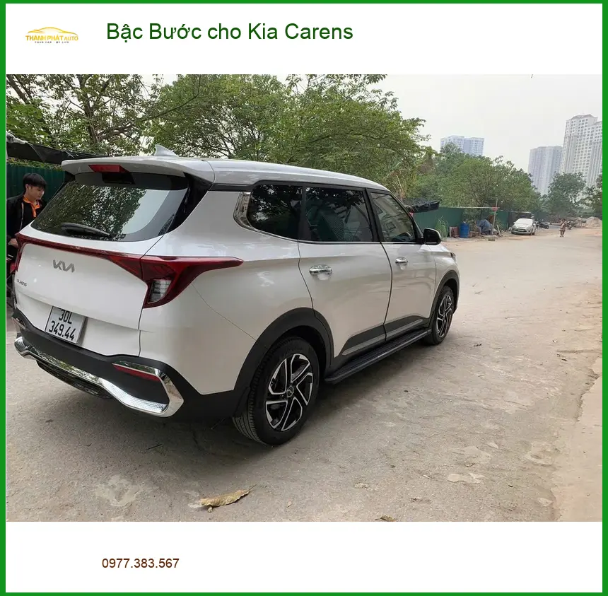 Anh Khải lắp Bậc Bước cho Kia Carens tại Củ Chi để gia đình lên xuống dễ dàng hơn ảnh thực tế 4
