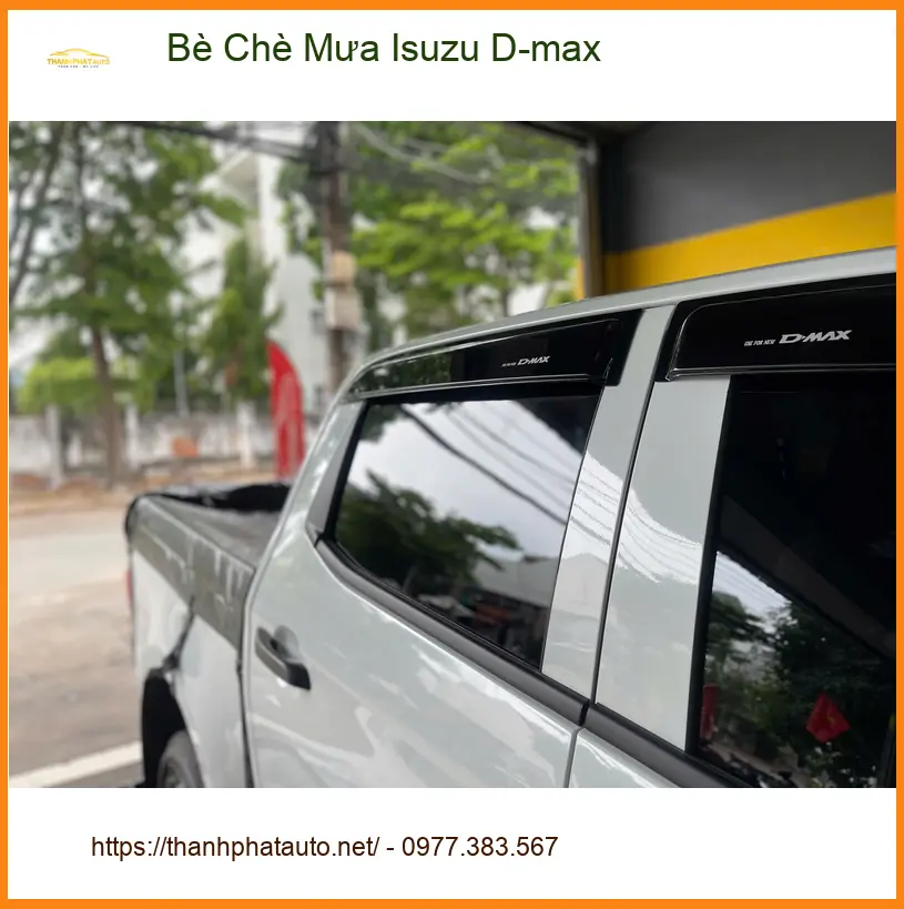 Anh Khôi lắp Bè Chè Mưa Isuzu D-max tại Quận 9 để tránh mưa tạt khi hé cửa ảnh thực tế 2