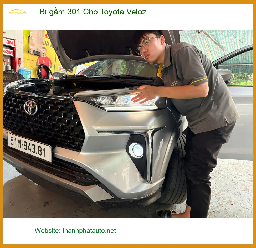 Anh Kiên độ bi gầm 301 cho Toyota Veloz tại Quận 2 để đi đêm an toàn hơn