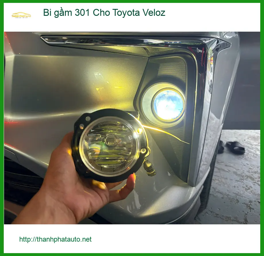 Chú Lâm độ bi gầm 301 cho Toyota Veloz tại Quận 5 cải thiện ánh sáng