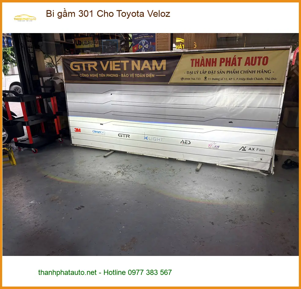 Anh Khôi nâng cấp bi gầm 301 cho Toyota Veloz tại Nhà Bè để cải thiện tầm nhìn