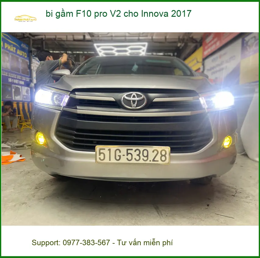 Anh Quân lắp bi gầm F10 pro V2 cho Innova 2017 ở Bình Tân cần sáng hơn