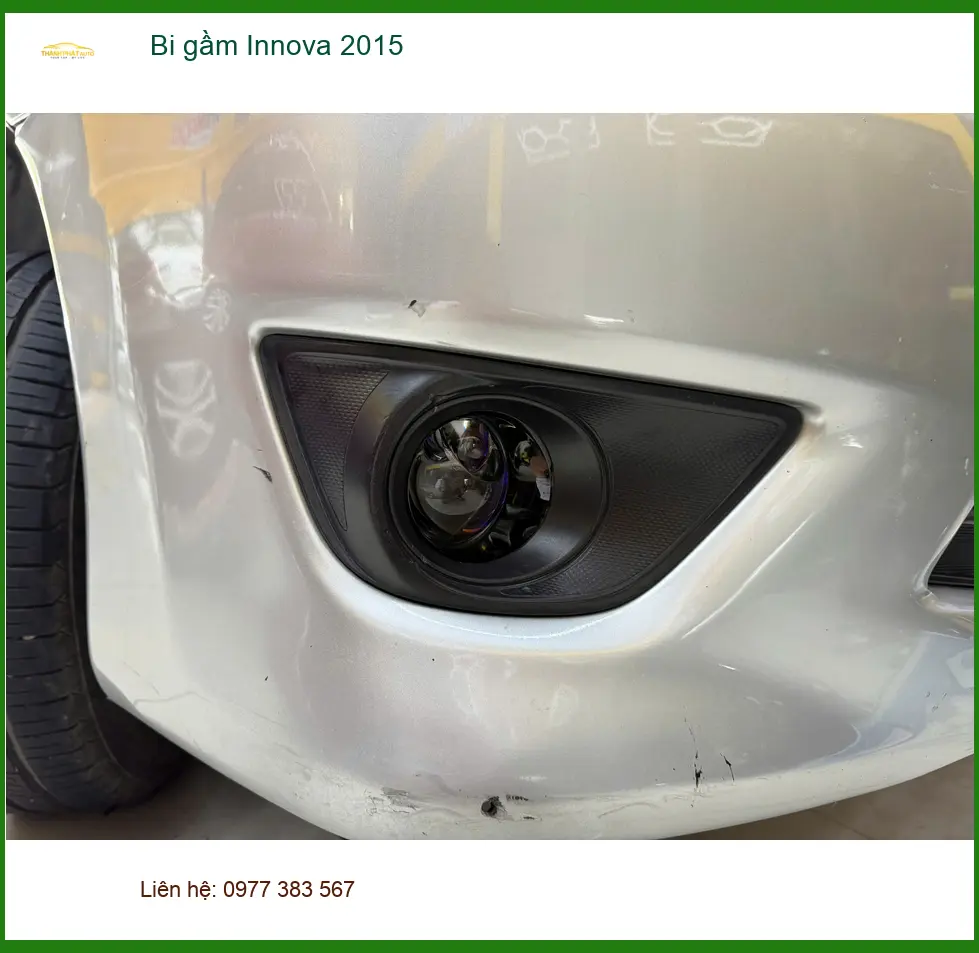 Anh Khôi lắp bi gầm cho Innova 2015 tại Quận 8 vì đèn zin yếu, khó đi đêm