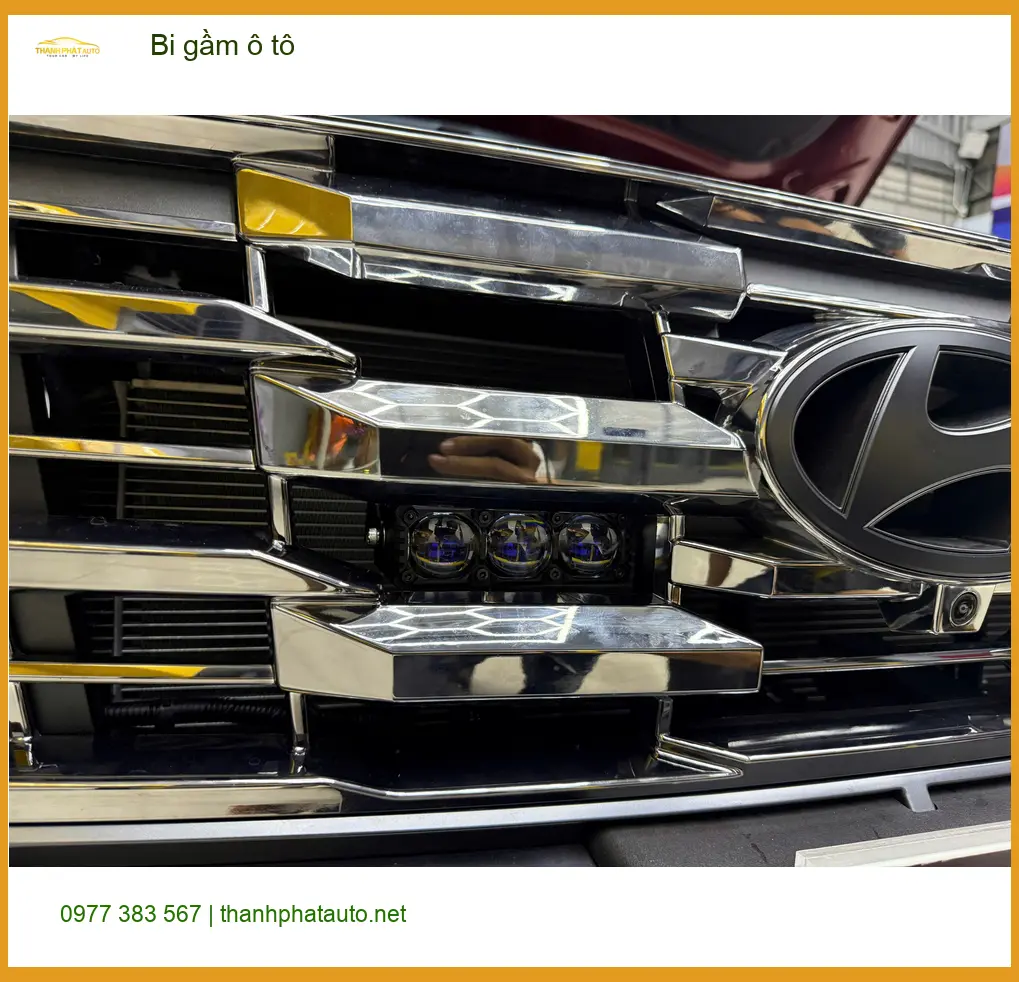 Anh Lâm độ bi gầm Toyota Fortuner tại Củ Chi vì đèn zin yếu khi đi đường xa