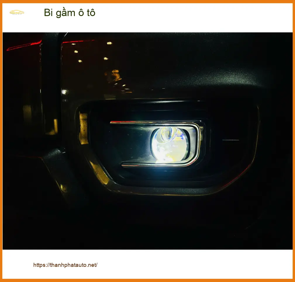 Anh Minh lắp Bi gầm ô tô cho Hyundai SantaFe tại Quận 9 vì đèn zin yếu khi đi đường trường ảnh thực tế 2