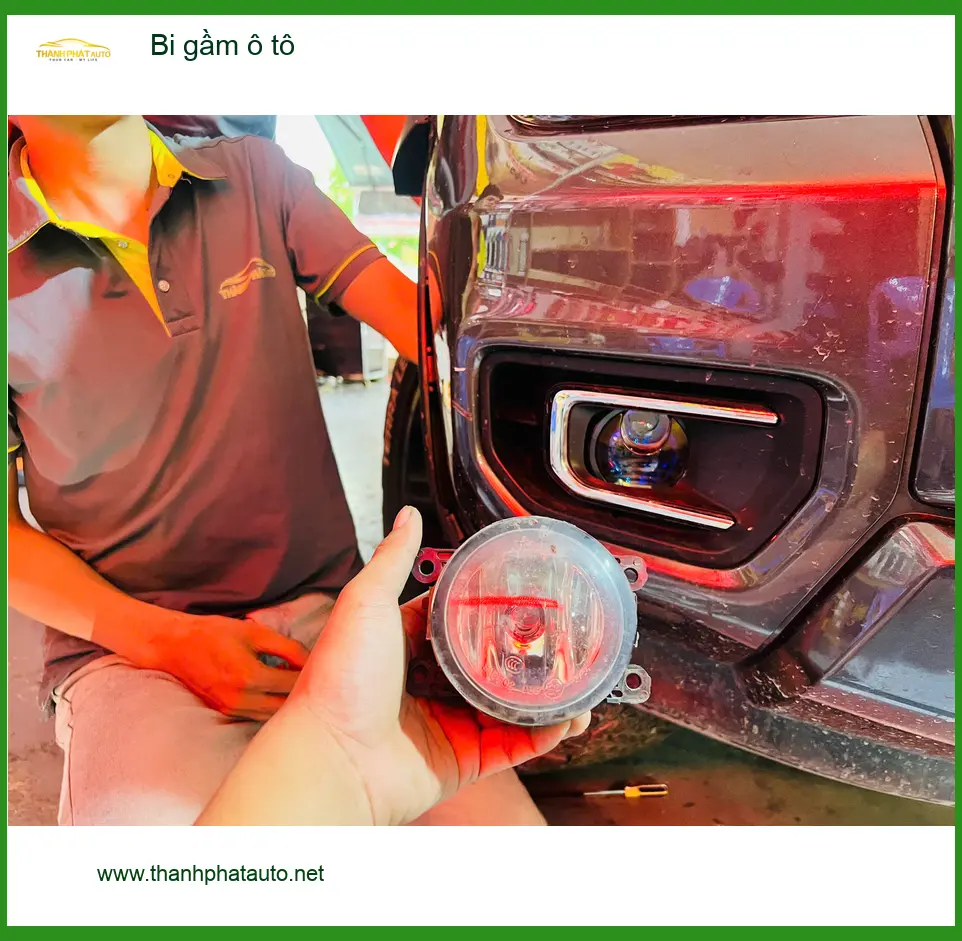 Chị Thanh Vân lắp bi gầm cho Mazda CX-5 tại Quận 12 để đèn sáng hơn ảnh thực tế 2